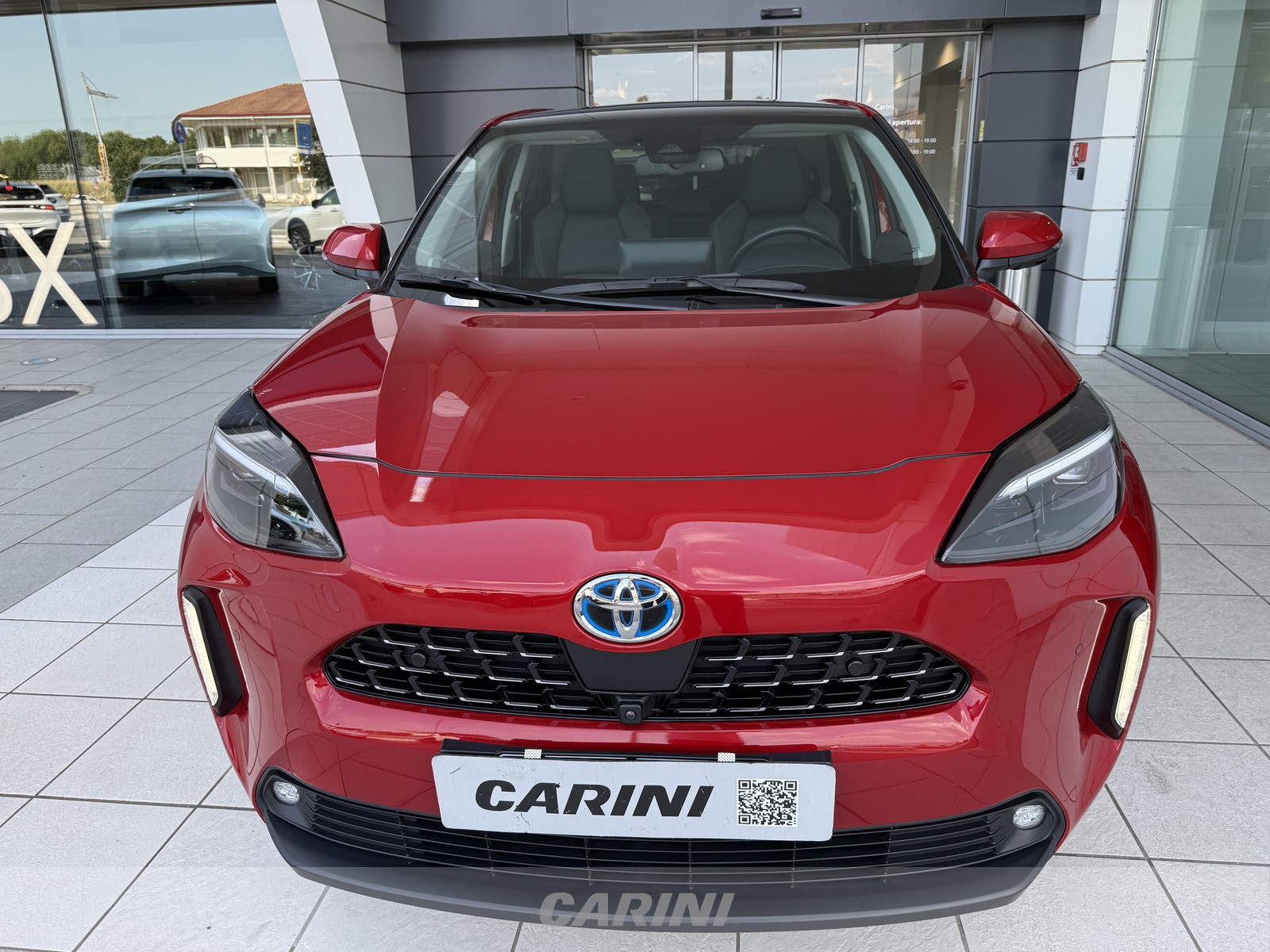CARINI Toyota yaris cross