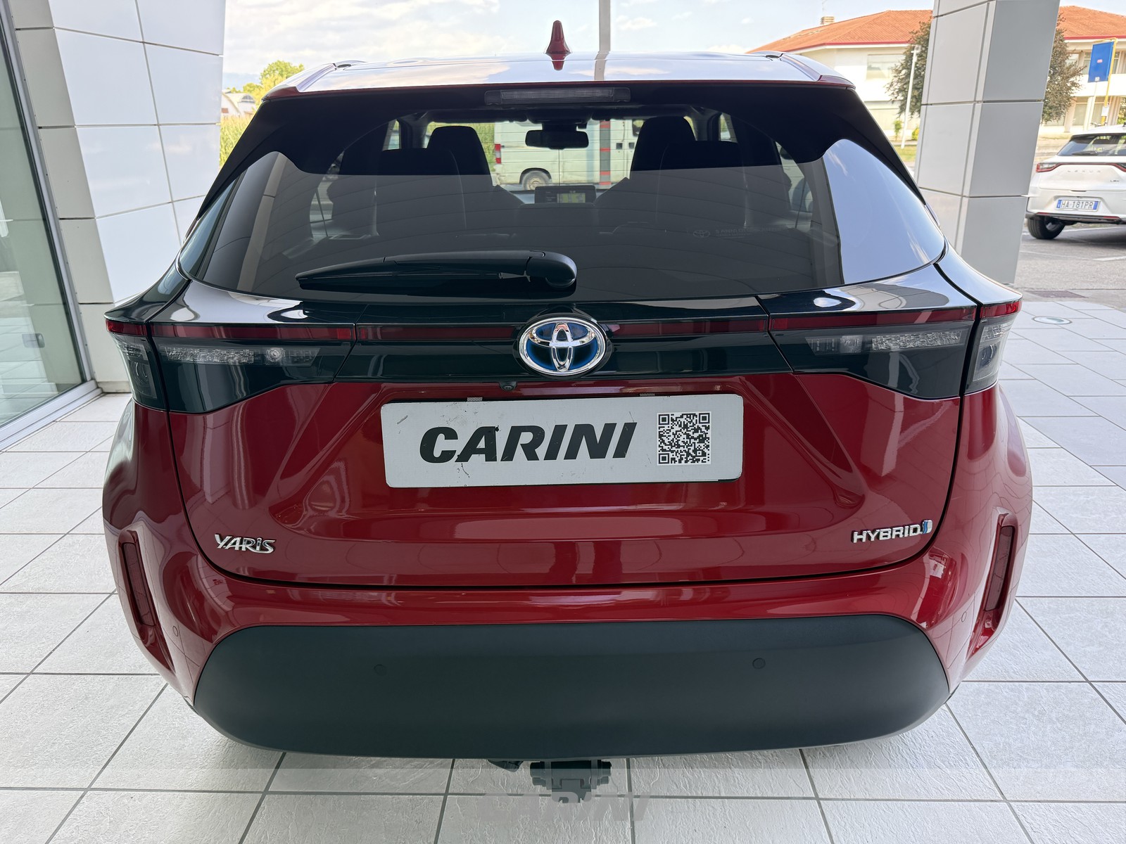 CARINI Toyota yaris cross