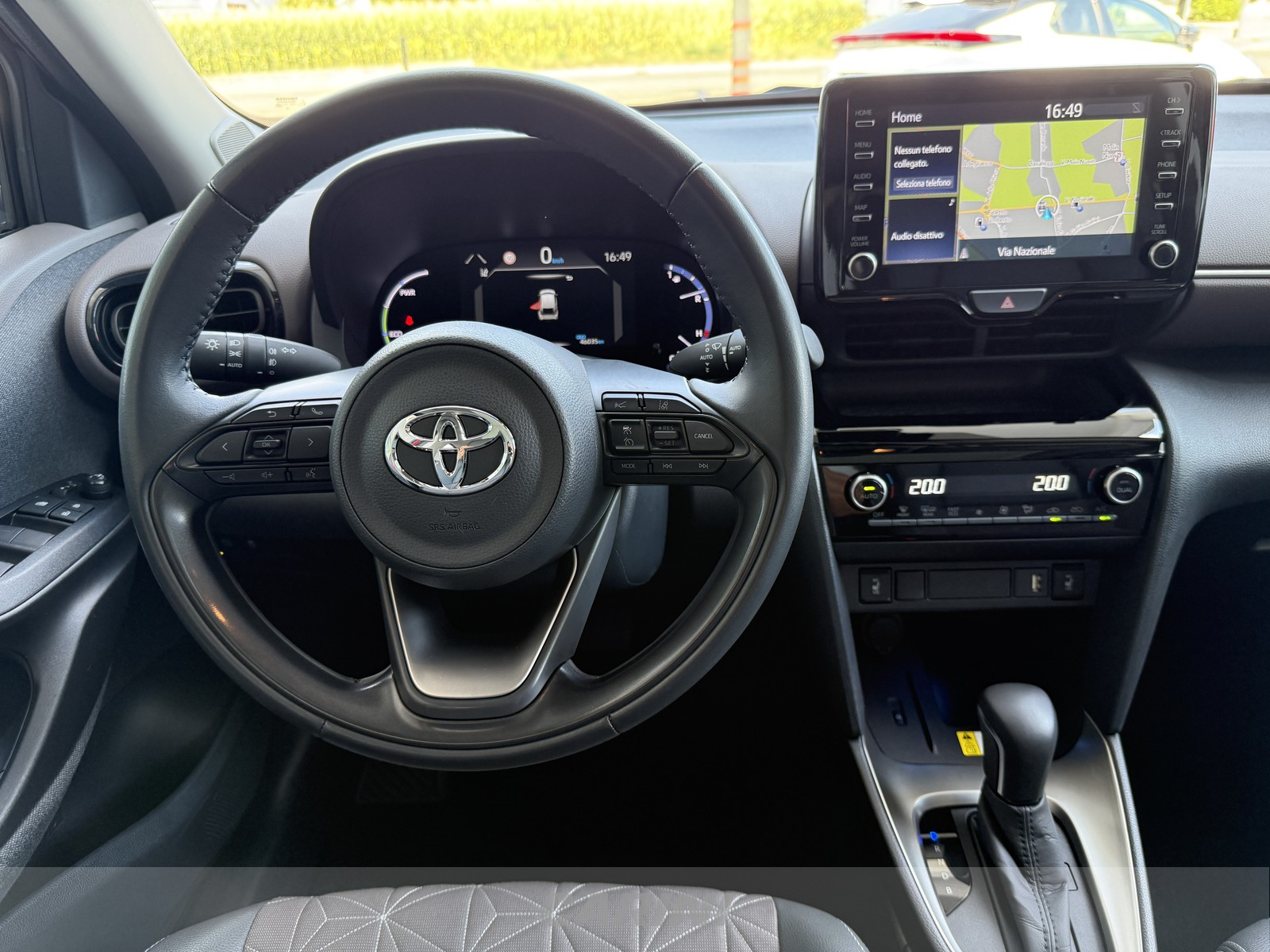 CARINI Toyota yaris cross