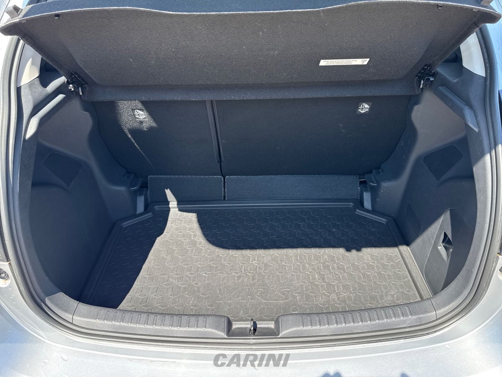 CARINI Toyota Yaris