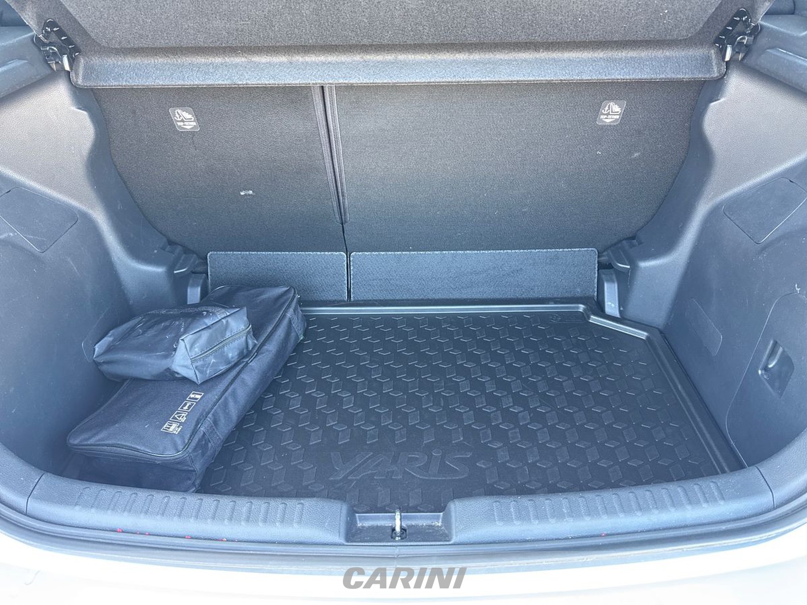 CARINI Toyota Yaris