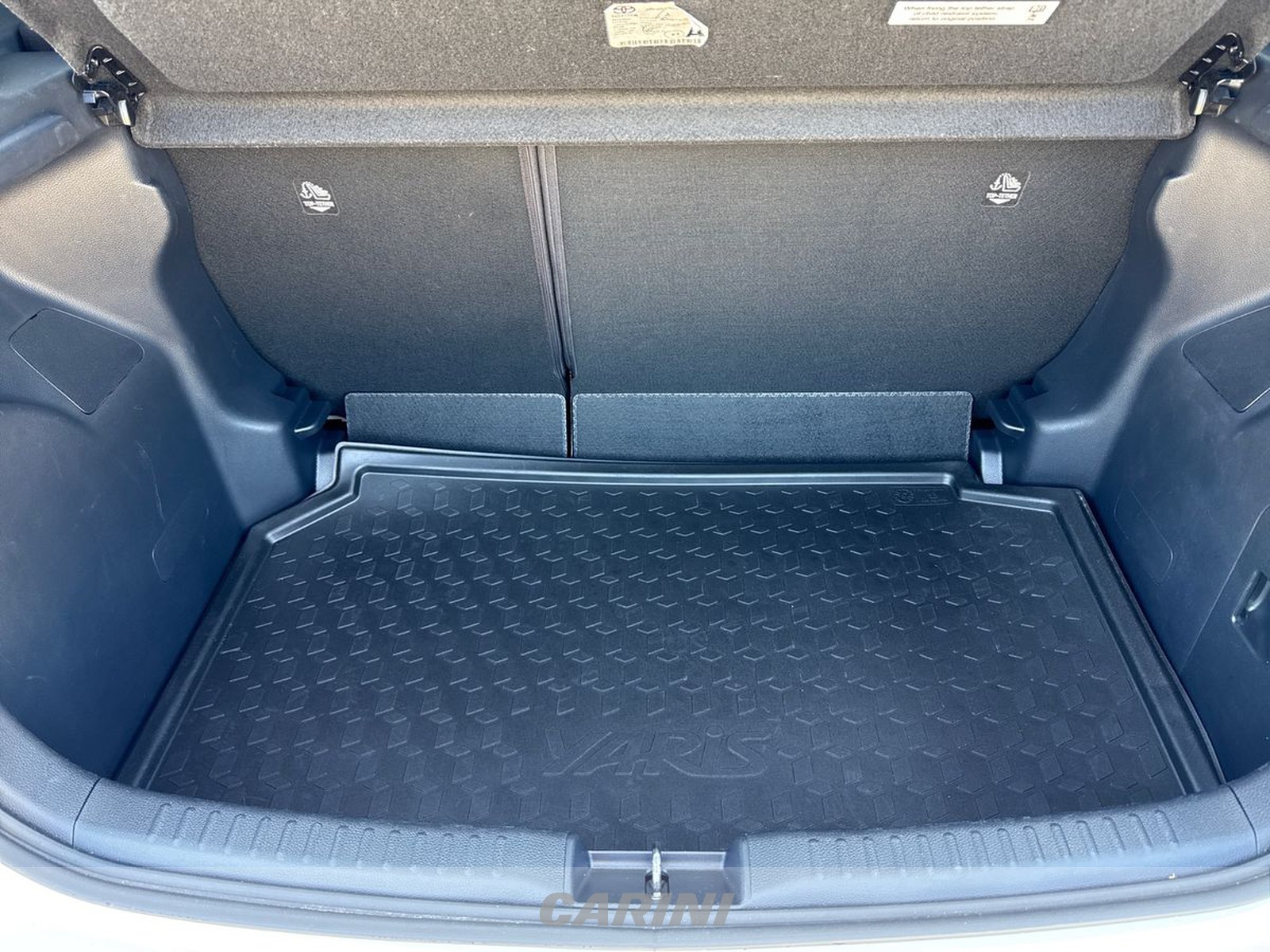 CARINI Toyota Yaris