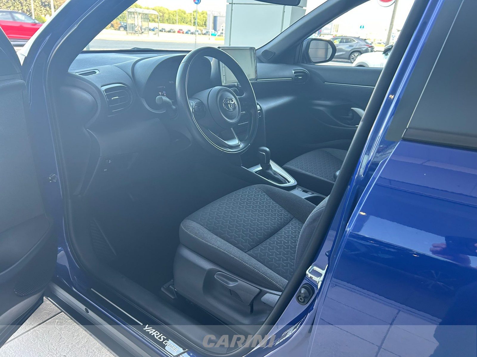 CARINI Toyota yaris cross