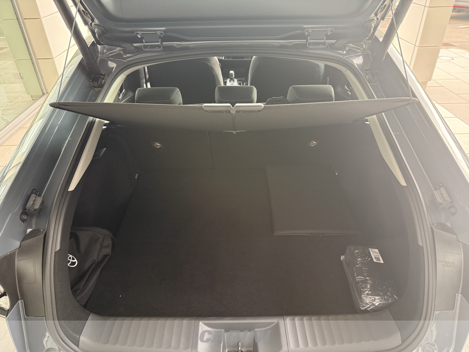 CARINI Toyota Prius