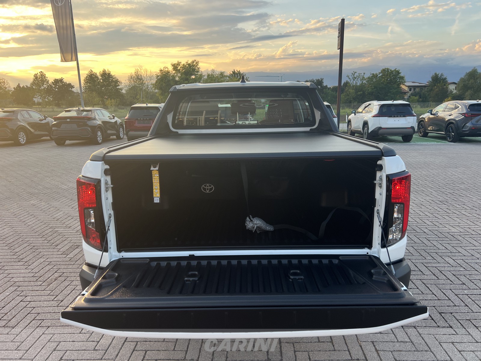 CARINI Toyota HiLux