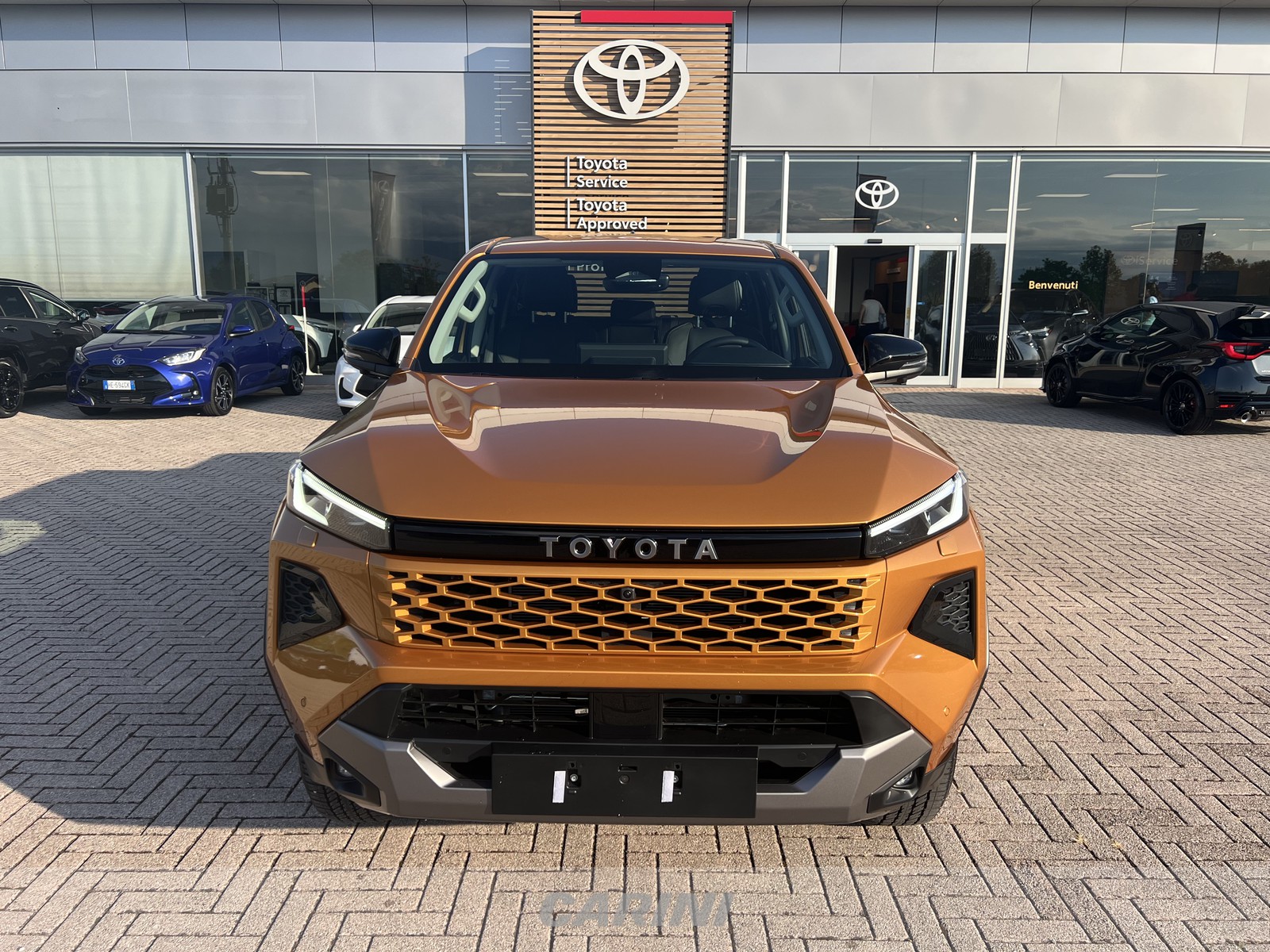 CARINI Toyota HiLux