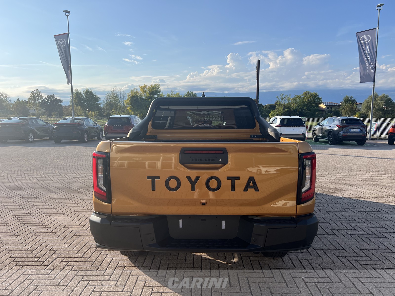 CARINI Toyota HiLux