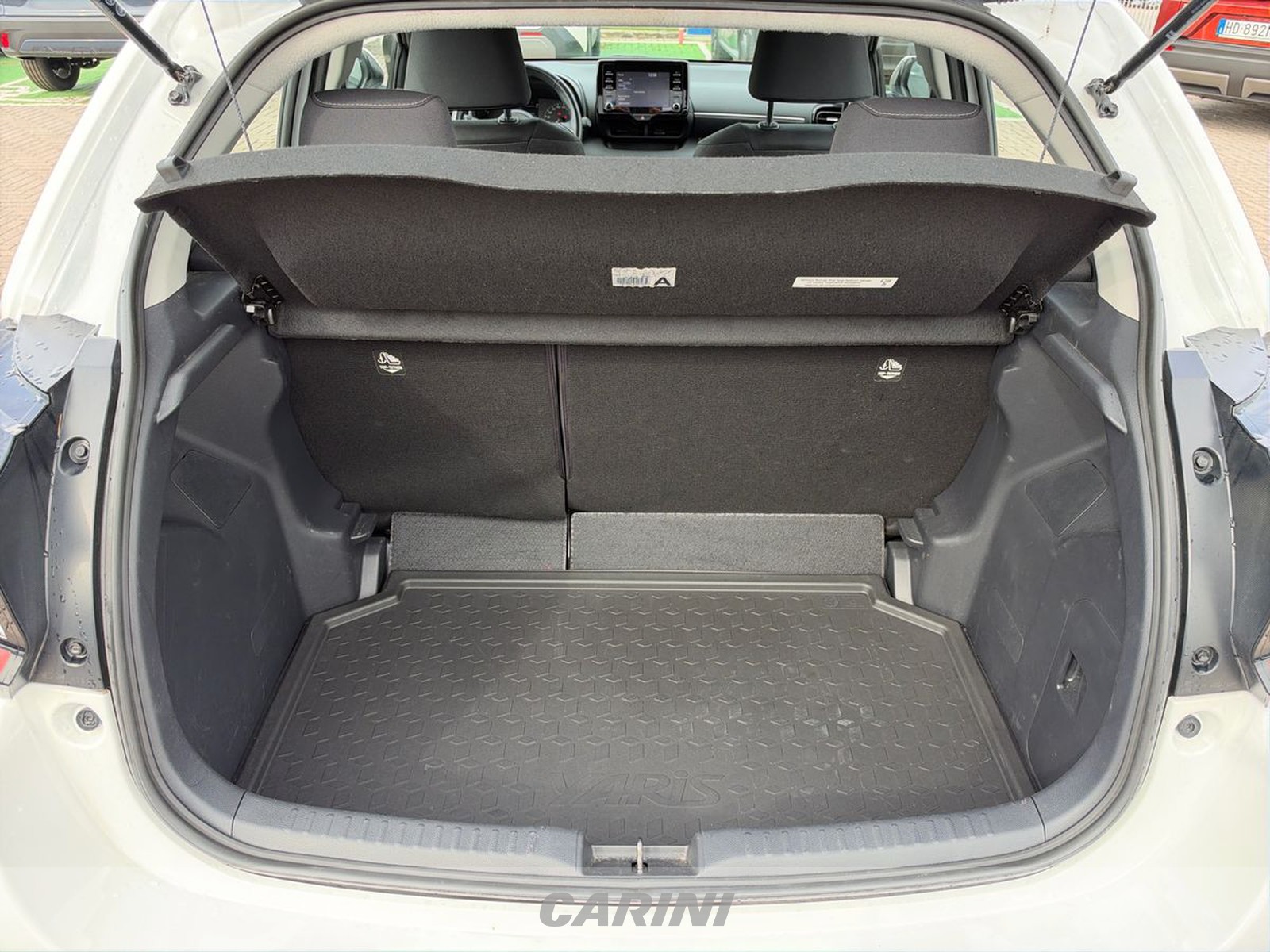 CARINI Toyota Yaris