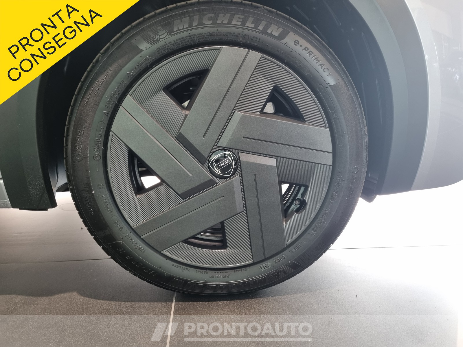 PRONTOAUTO Lancia Ypsilon
