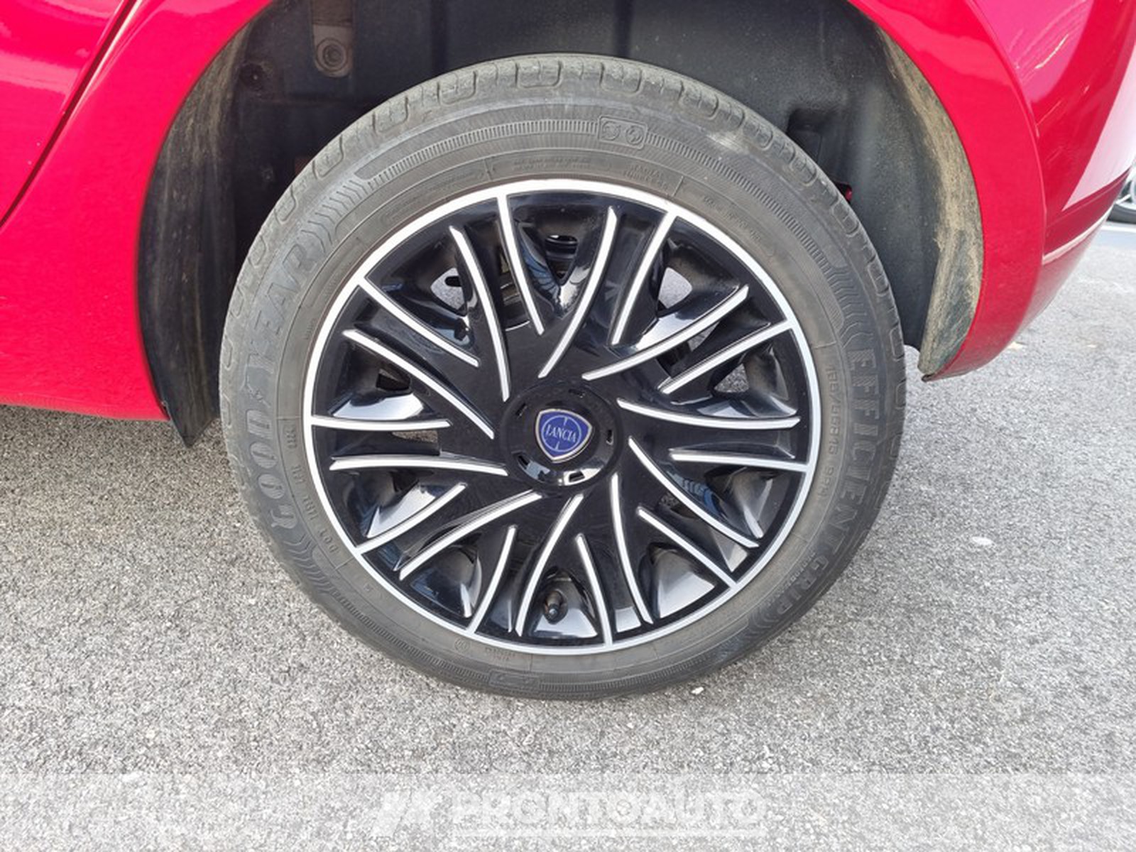 PRONTOAUTO Lancia Ypsilon